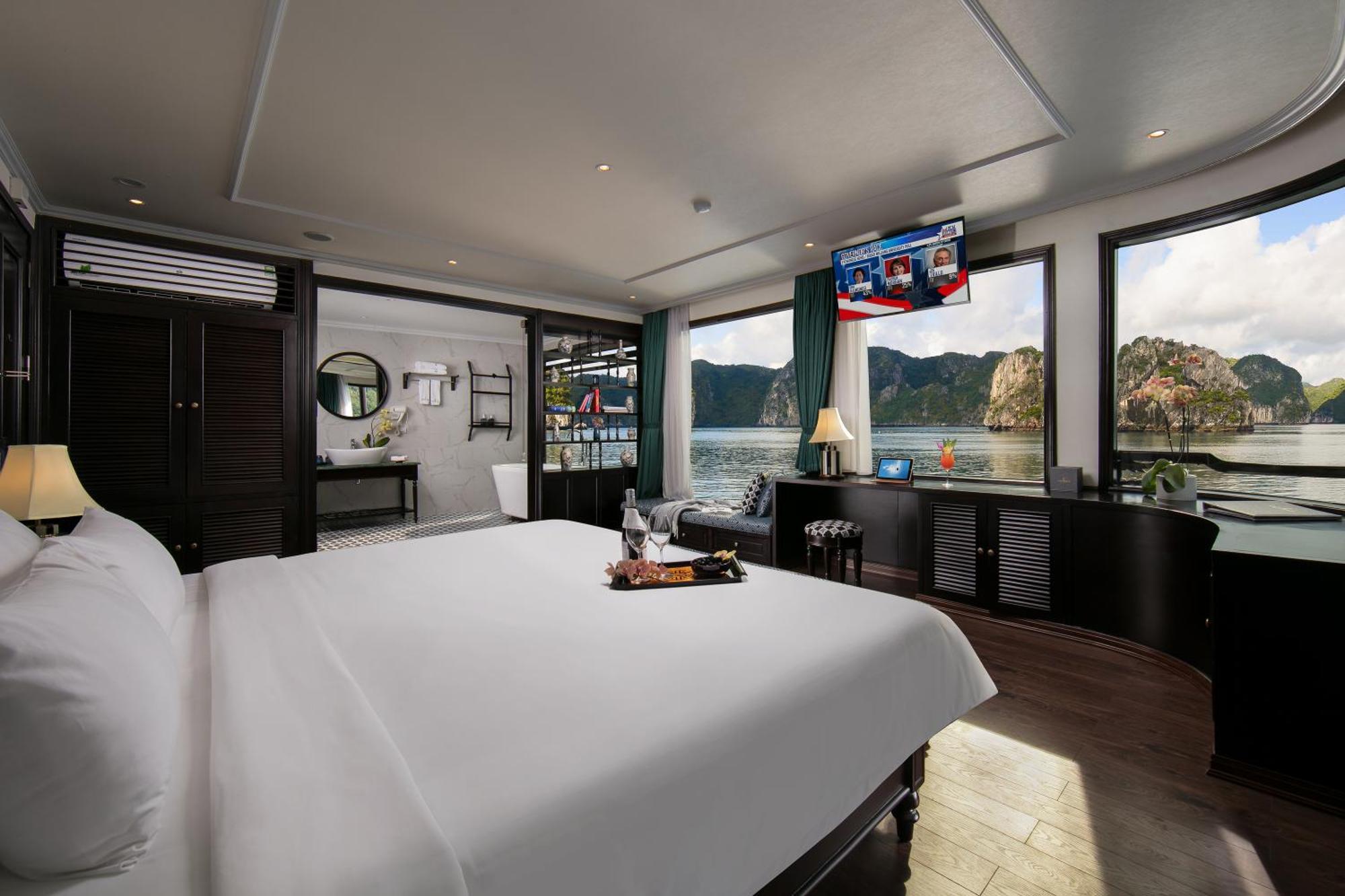 Hotel Genesis Luxury Regal Cruises Ha Long Zewnętrze zdjęcie
